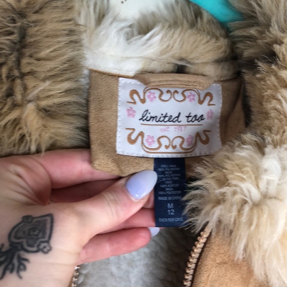 Limited Too faux suede/fur jacket - Picture 5 of 6